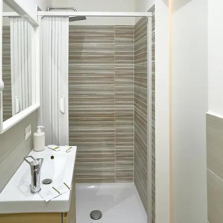 Πανσιόν Elegante Matrimoniale Clemente House Centro Κατάνια