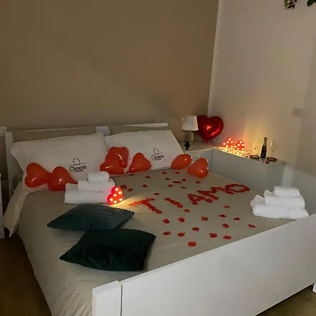 Πανσιόν Elegante Matrimoniale Clemente House Centro *
