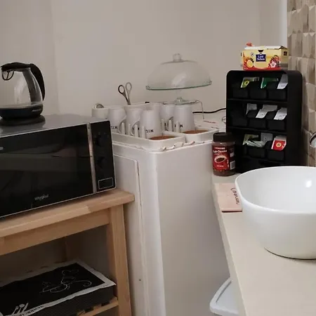 Elegante Matrimoniale Clemente House Centro Πανσιόν