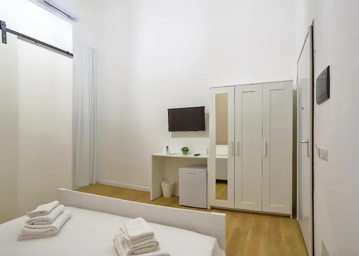 Elegante Matrimoniale Clemente House Centro