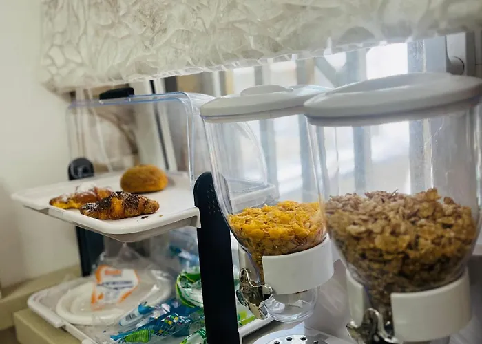 ゲストハウス Elegante Matrimoniale Clemente House Centro カターニア